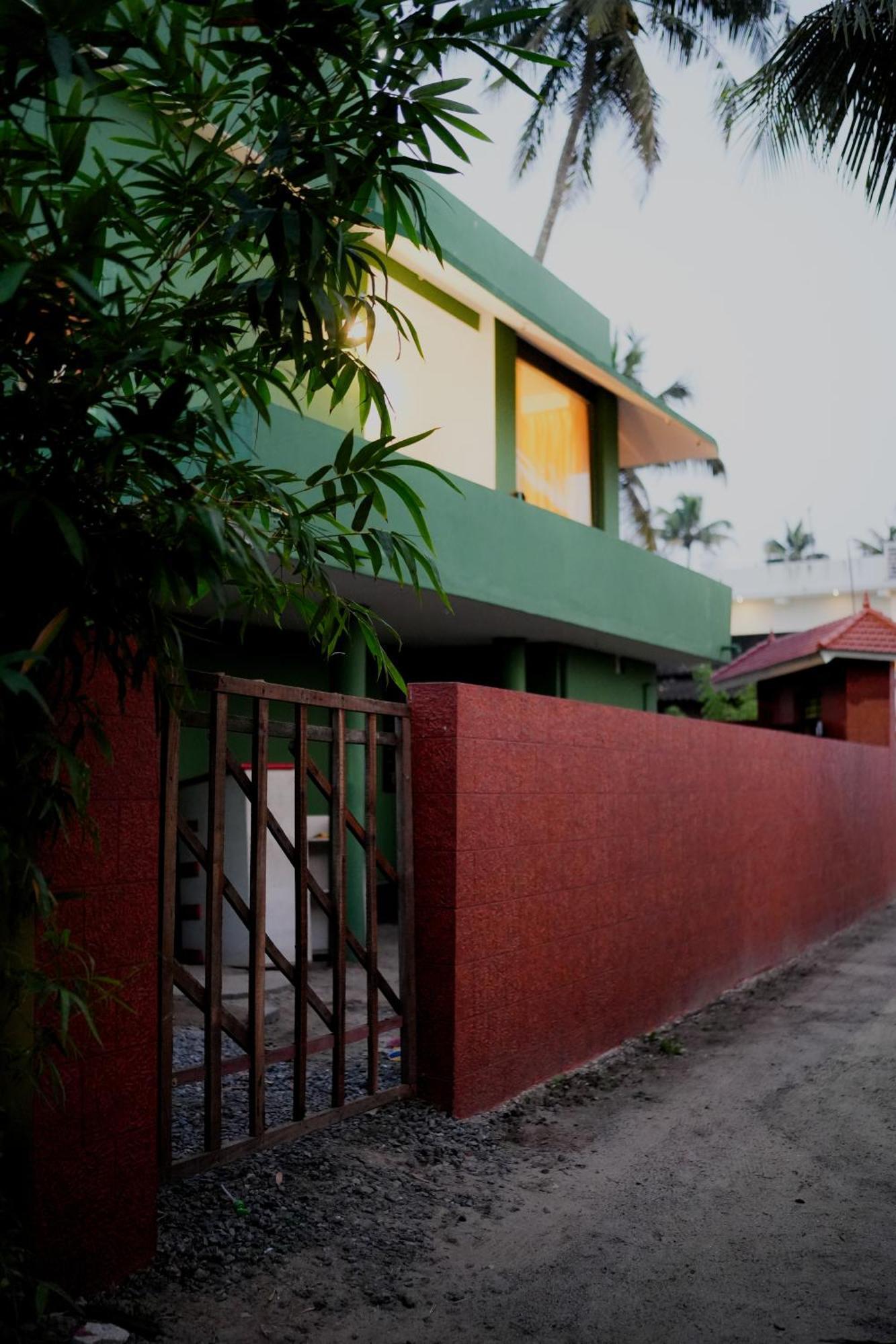 Summer Beach House Alleppy Beach Alappuzha Buitenkant foto